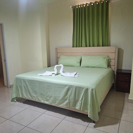Hotel Enrique I Gazcue, Bed And Breakfast Santo Domingo Exterior foto