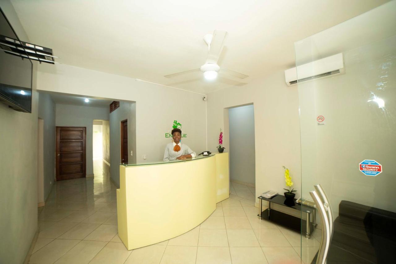 Hotel Enrique I Gazcue, Bed And Breakfast Santo Domingo Exterior foto
