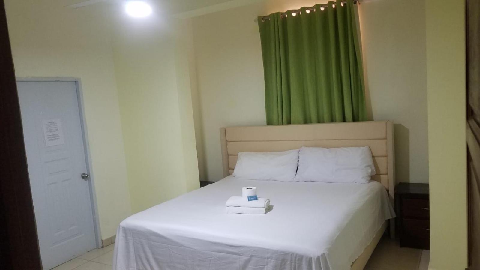 Hotel Enrique I Gazcue, Bed And Breakfast Santo Domingo Exterior foto
